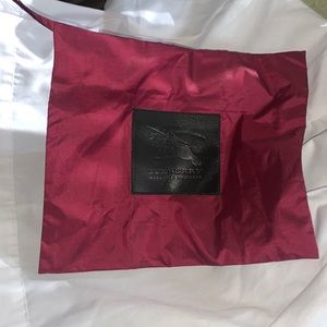 Burberry waterproof cosmetic bag